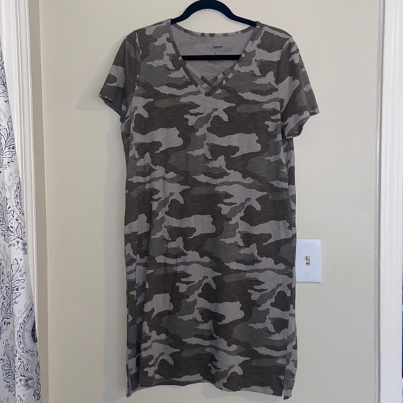 Woman’s v neck tee shirt dress - Picture 1 of 4